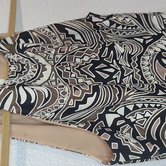 BCBGMAXAZRIA mini dress size 0 - Picture 6 of 10